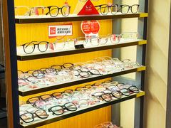 -优医视平价眼镜蔡司依视路折扣工厂店(十里堡店)