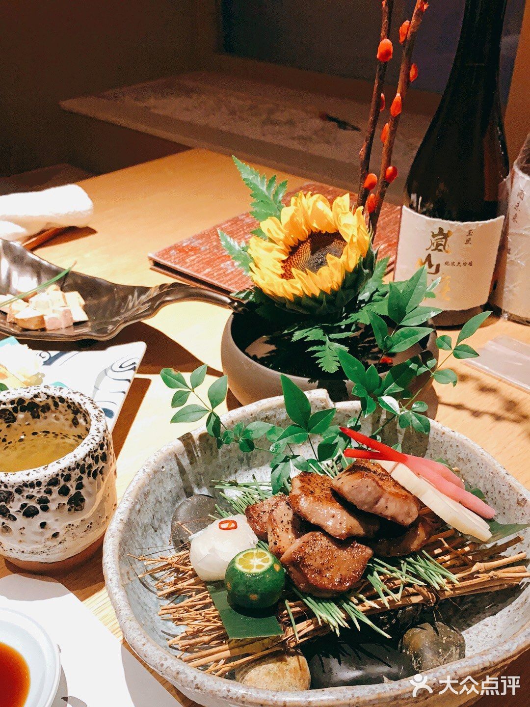 天妇罗挺新鲜的大虾,老公很喜欢。滑蛋鳗鱼有点腻