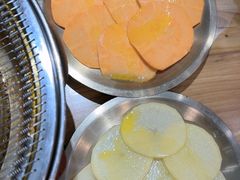 -青瓦餐厅·生鱼片·韩园烤肉(西塔店)