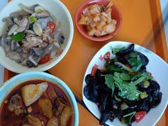 -六和餐饮(东城根店)