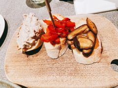 面包三拼-LA PICADA 西班牙餐厅(成都远洋太古里店)