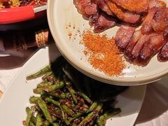 -渝信川菜 · 川味家常菜(财富购物中心店)