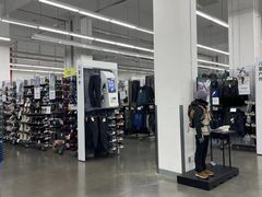 -迪卡侬(袁家岗店)