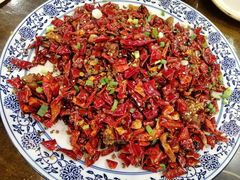 黄桷树辣子鸡-黄桷树曹家私房菜(江与城店)