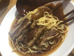 半斤半肉拉面-厝内小眷村(天河南一路店)