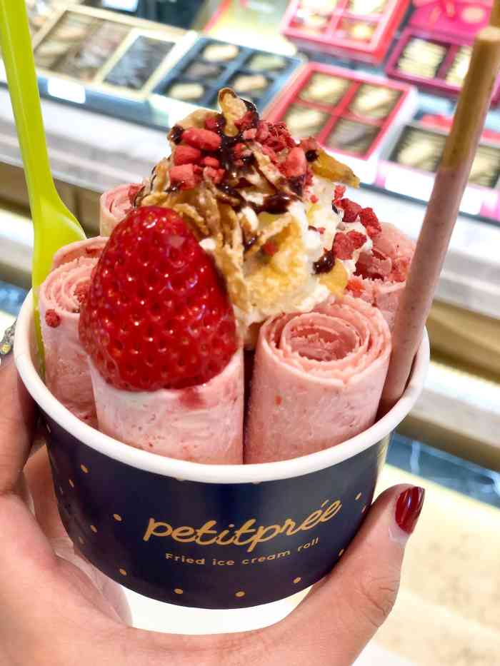 就像小时候那种炒冰～等