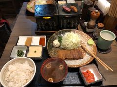 -牛かつもと村(原宿店)