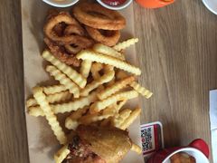 -必胜客(新中纬店)