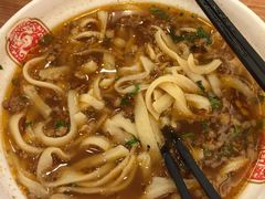-顺溜·手工刀削面·黑金店(铜锣湾店)