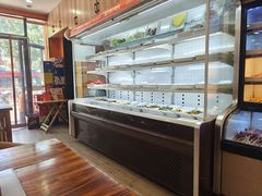 -哈尔滨小酒馆·鲜肉现穿自助烧烤(康新花园店)