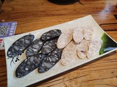墨鱼、飞鱼籽肠双拼-千寻烧肉(政务区店)