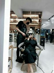 -苏豪路易士·嘉玛发廊