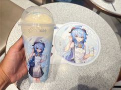 -喜茶(北京华贸购物中心店)