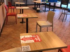 大堂-肯德基(汤逊湖店)