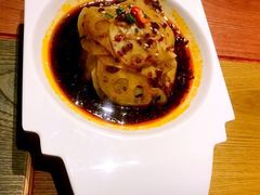 -多嘴肉蟹煲(万达店)