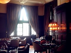 iphone_upload_pic-LONG BAR 廊吧(外滩华尔道夫酒店)