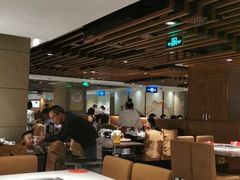 大堂-海底捞火锅鲜切牛肉主题店(长寿路店)