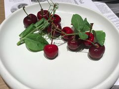 樱桃鹅肝-小大董·烤鸭(凤凰汇店)