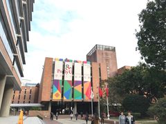 -香港理工大学