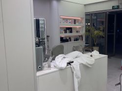 -PE SALON