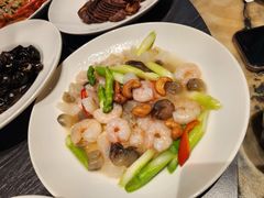 -梁家大院•农家菜(昆山会展中心店)