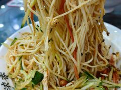 -牛一嘴·兰州牛肉面·大盘鸡(财富中心店)