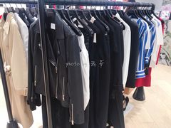 -sandro(港汇恒隆广场店)