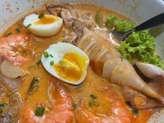 -Kat's Kitchen