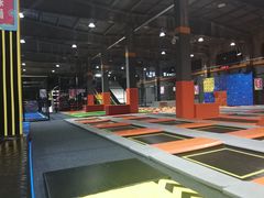 -嗨蹦Hi Boom蹦床工厂·蹦床公园