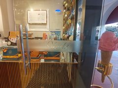 -VENCHI 闻绮(上海佛罗伦萨小镇店)