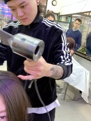 -SALON V