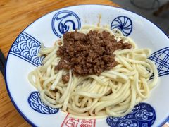 -杨伯英传统杂酱面