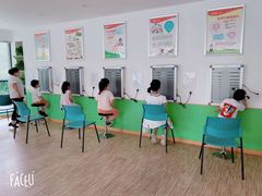 -星视野儿童近视弱视视力训练中心(富荟店)