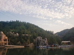 -玻璃桥景区石牛寨