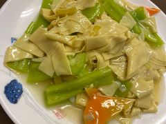 尖椒干豆腐-小有天灌汤包老菜馆(南一马路店)