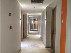 -蓝希酒店·天津河东万达广场店(天津武警医院店)