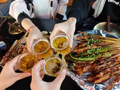 -何师烧烤Pro ·江湖川菜·小龙虾·精酿啤酒(太古里旗舰店)
