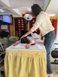 -季群小儿推拿(圣克拉店)