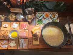 银米·来吃一碗好米线-银米·云南传统过桥米线(双廊黑金冠店)