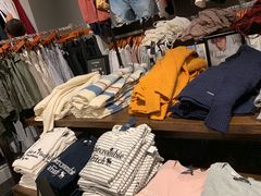 -Abercrombie&Fitch(德基广场店)