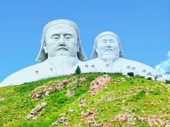 -可汗山