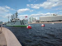 -阿芙乐尔号巡洋舰