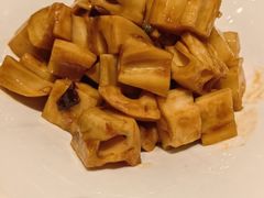 -泉畔人家·老济南经典鲁菜(大明湖店)