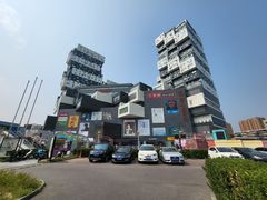 -资和信百货商场
