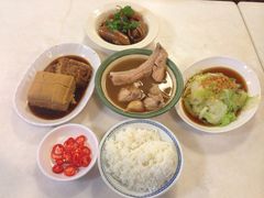 -黄亚细肉骨茶(仰光路店)