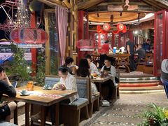 -老滇山寨•云南特色菜•地方菜•民族风情歌舞表演(金碧店)