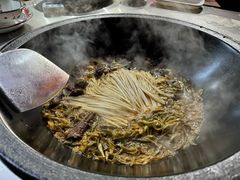 -70後铁锅炖(坡博总店)