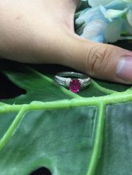 -威德钻石-克拉钻大本营(南京东路店)