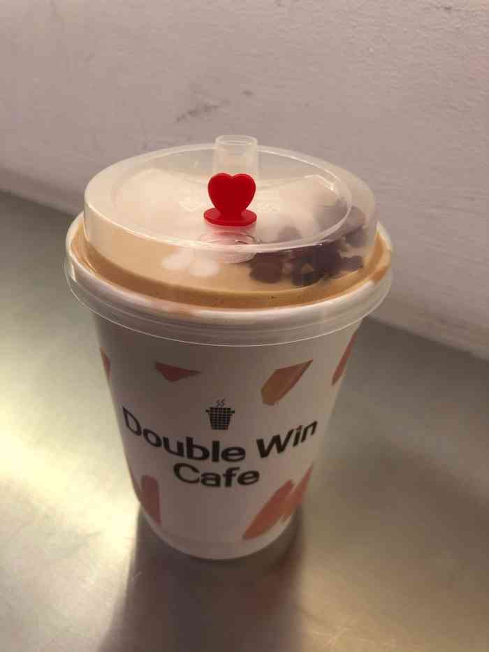 double win cafe(遵义路店)-"同事推荐的,来喝了几次,他们家拿铁有
