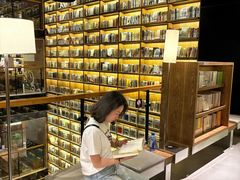 -半山书局(新世纪商城店)